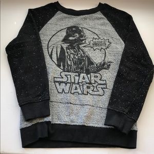 Boy’s Star Wars sweater size M